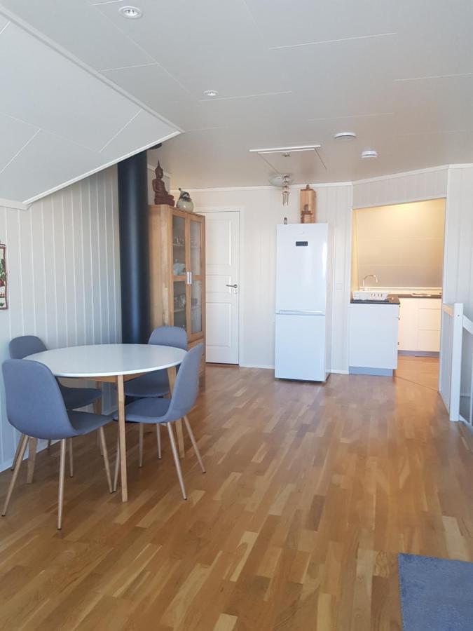 2 Bedrooms Apartment In Sommaroy Island Tromso Exterior photo